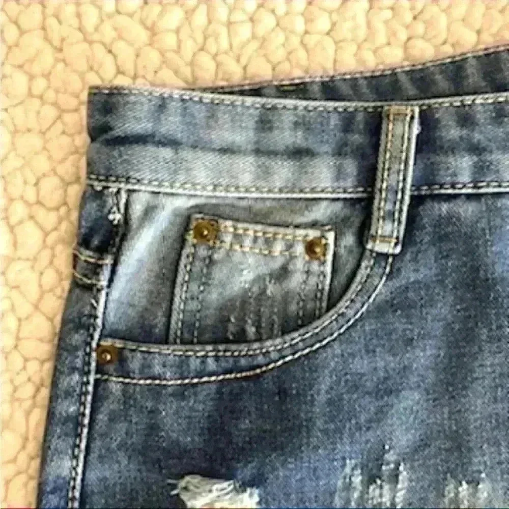 NWT Mur Mur Highrise Med Wash Distress Webbed Cuffed Denim Jean Shorts Size‎ L